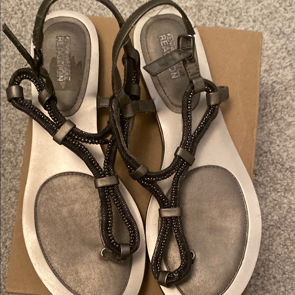 Kenneth Cole Reaction Black Sandals